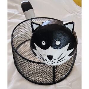 Wire Mesh Tuxedo Cat Basket Oval Liner Decor Cottage Farmhouse VTG Unique